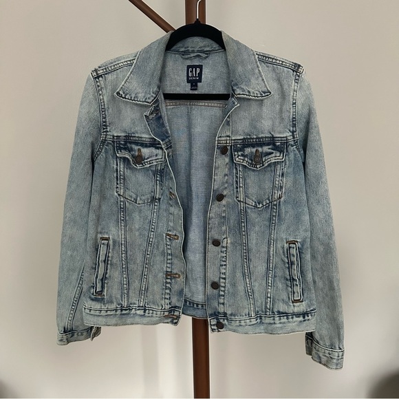 GAP Women's Light Blue Denim Jacket Medium - Picture 1 of 4